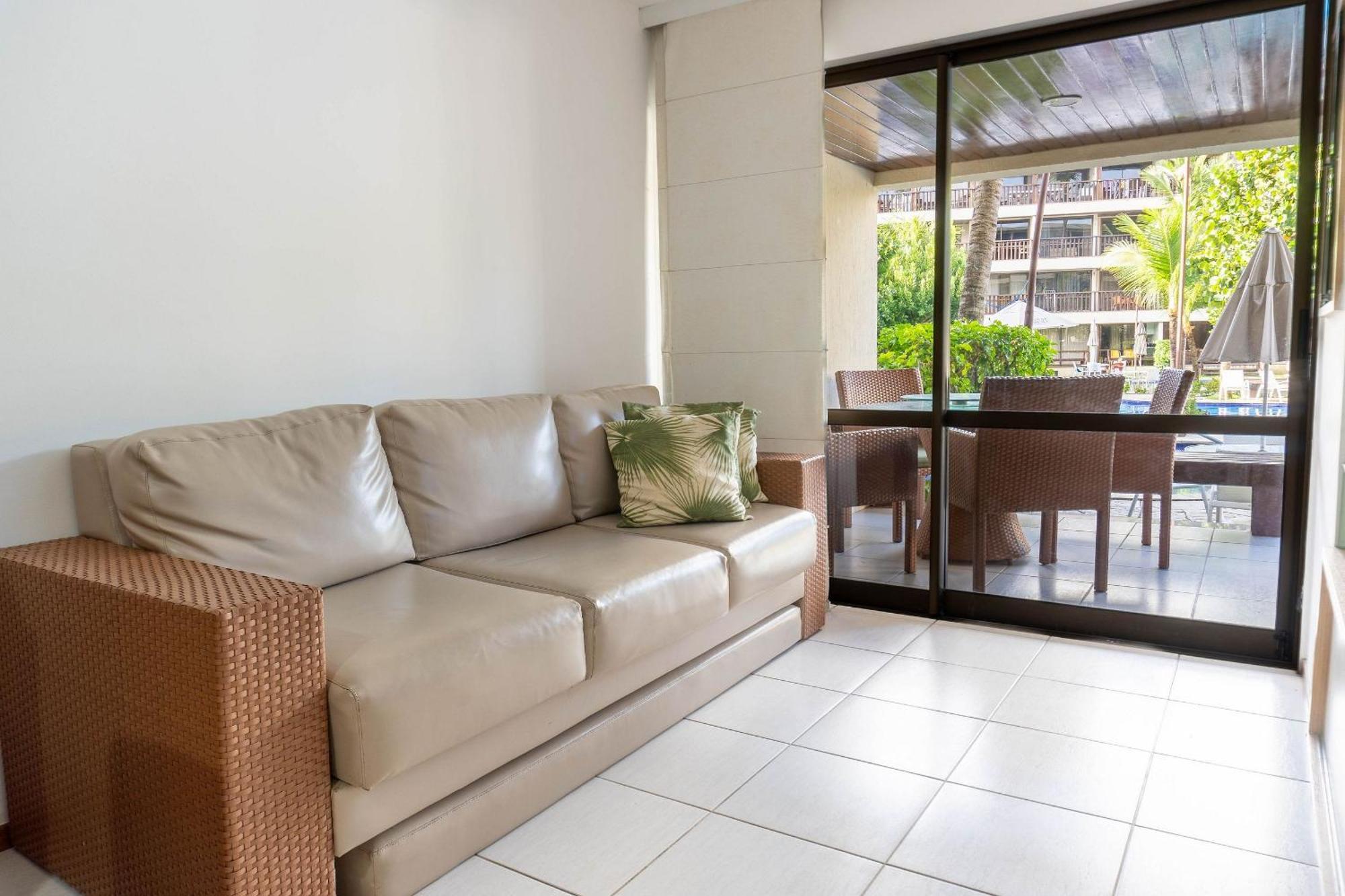 Apartamento Nannai Muro Alto Por Yolo *